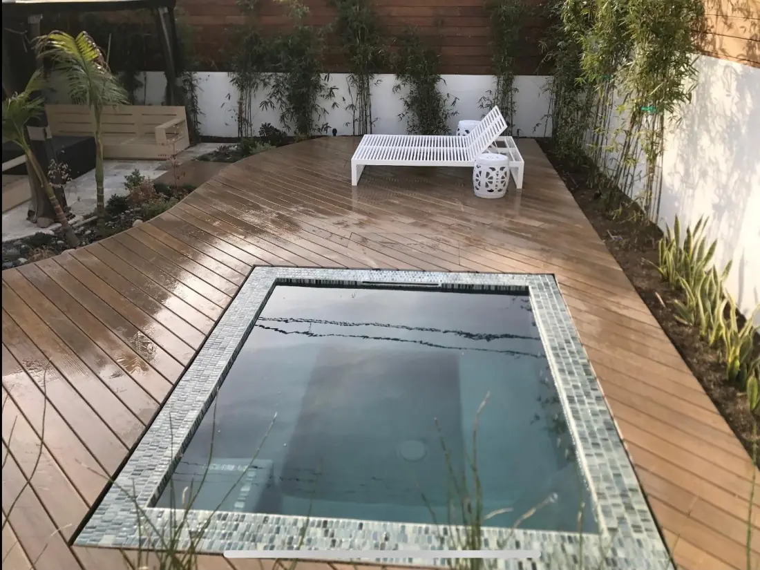 Repair or Remodel? What Swimming Pool Remodel Contractors Recommend and Why